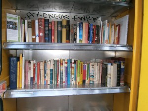 super: fast ein ganzes regal für die jungen leserInnen